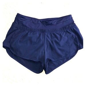 Cute Navy Lululemon shorts 💙